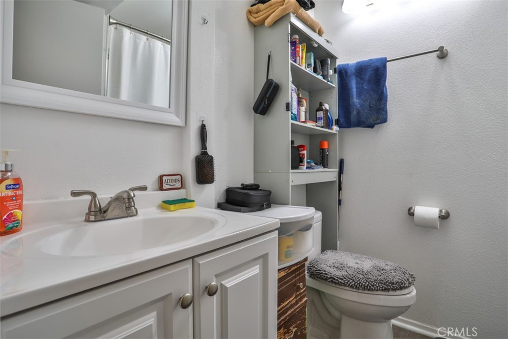 1034 E 6th Street 801