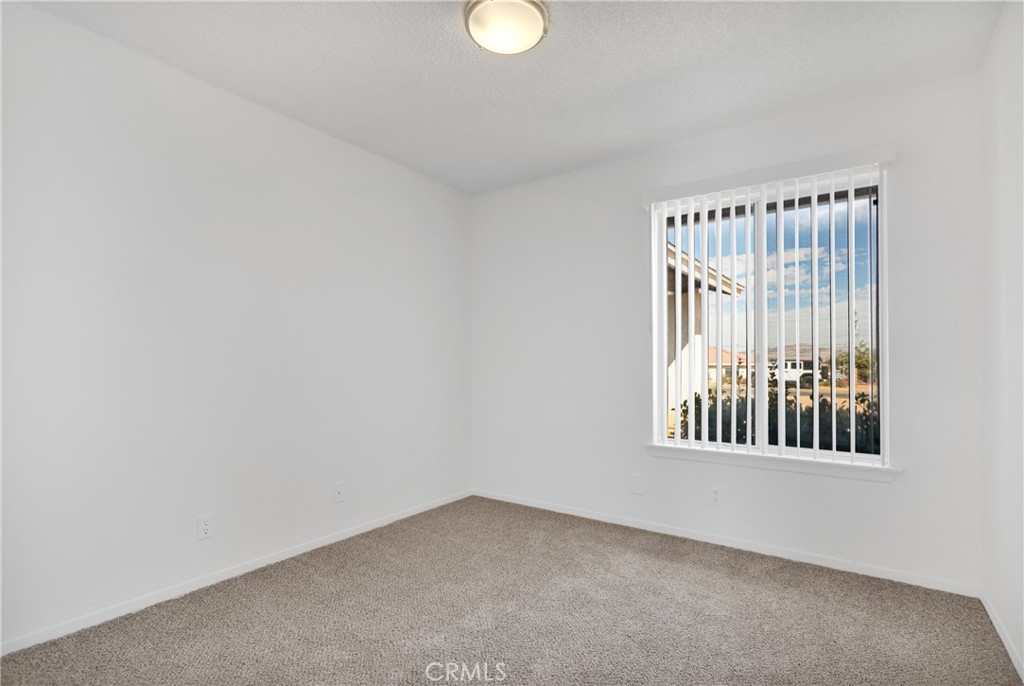 17897 Sequoia Street