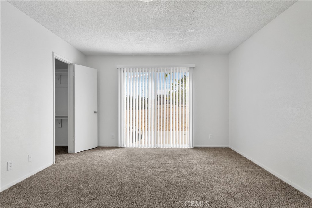 17897 Sequoia Street