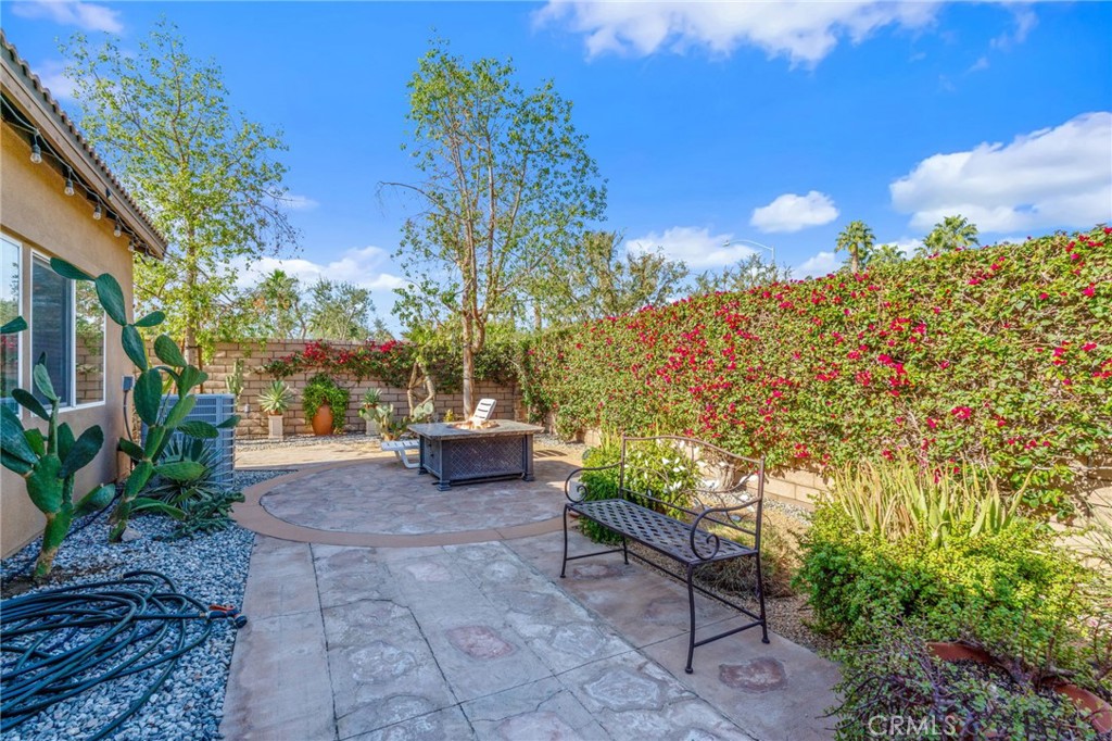 82520 Yuba River Court