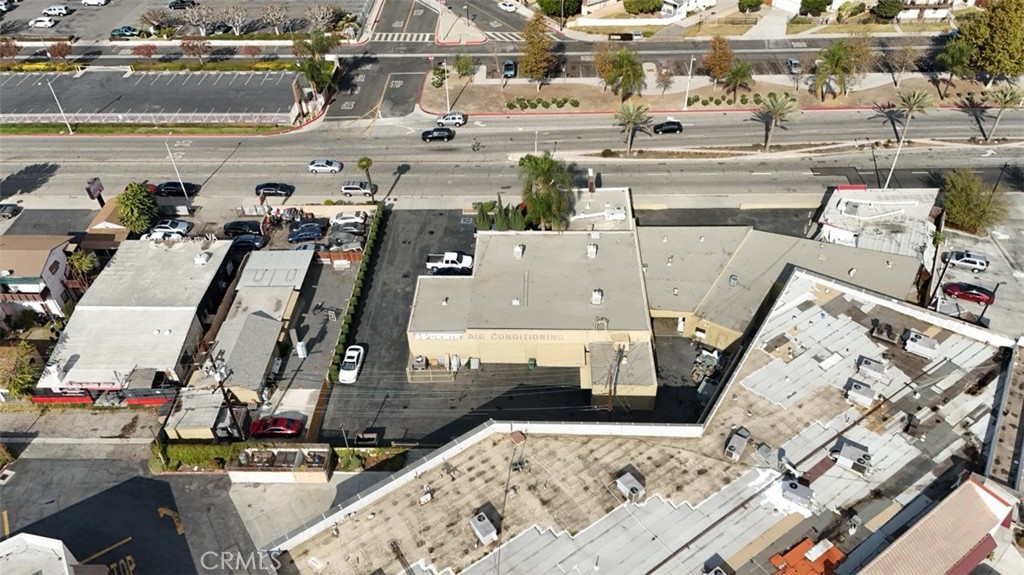 11512 Ramona Boulevard