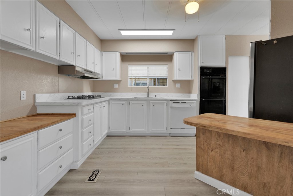 13893 Tam O Shanter Drive