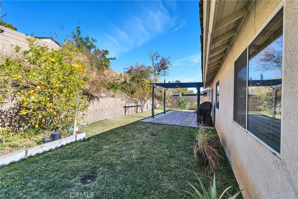 2590 W Buena Vista Drive