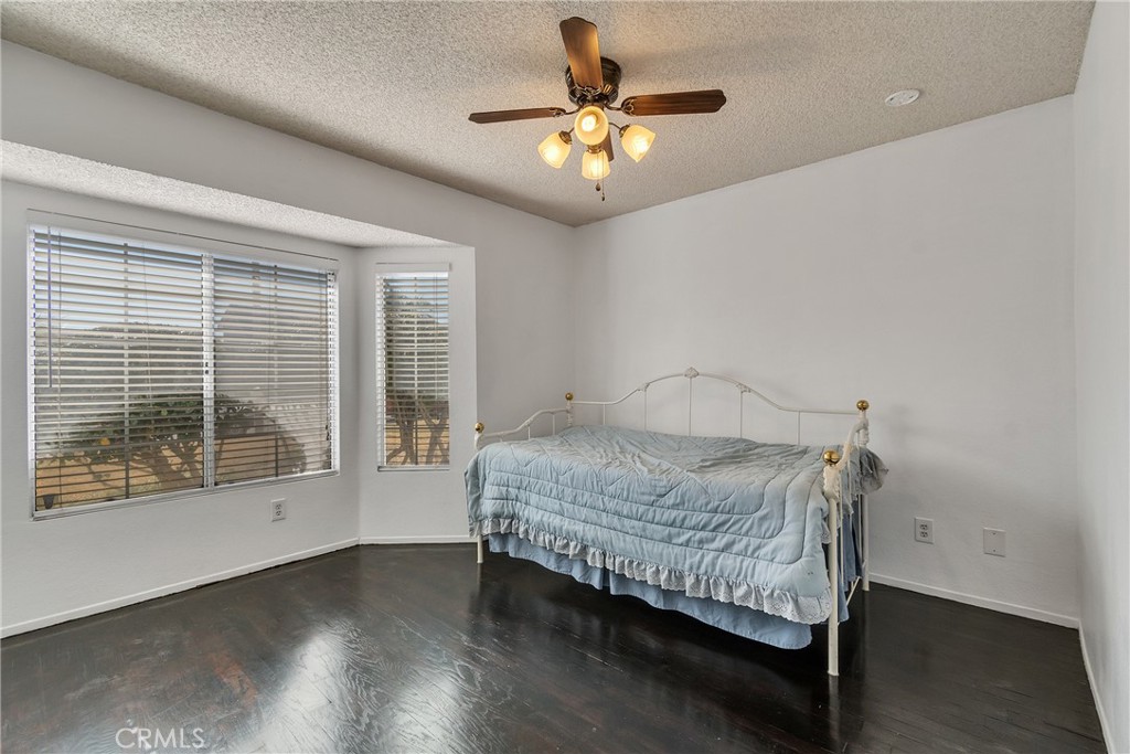 2590 W Buena Vista Drive