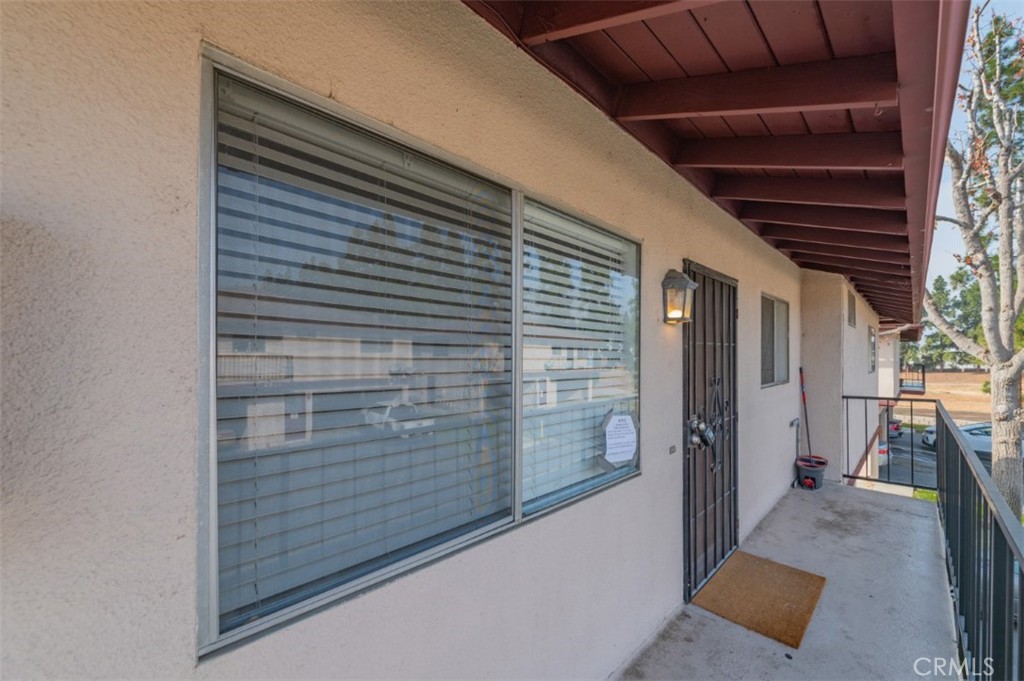 1169 W Calle Del Sol 4