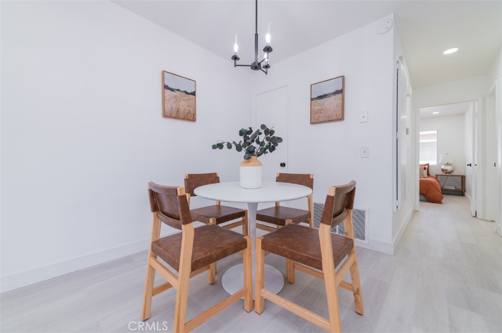 1169 W Calle Del Sol 4