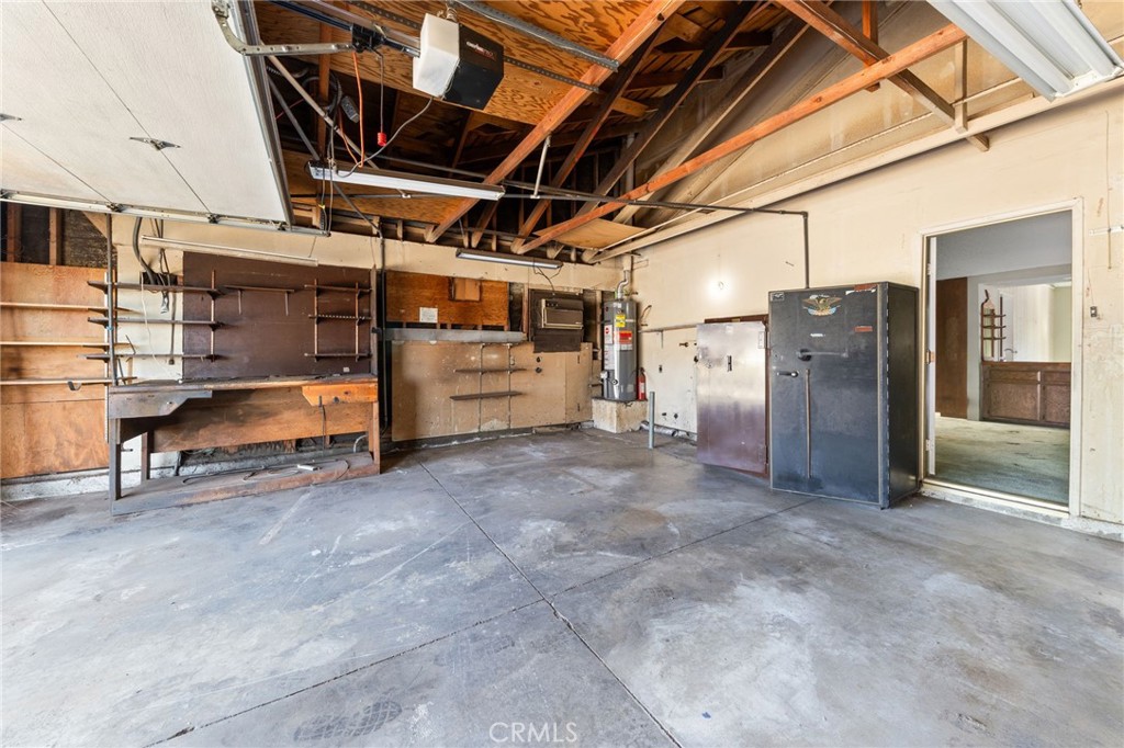 6860 Calmbank Avenue