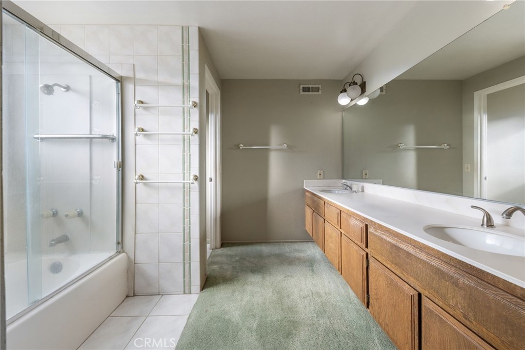 6860 Calmbank Avenue