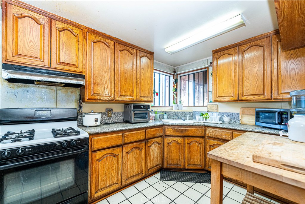 4819 Converse Street