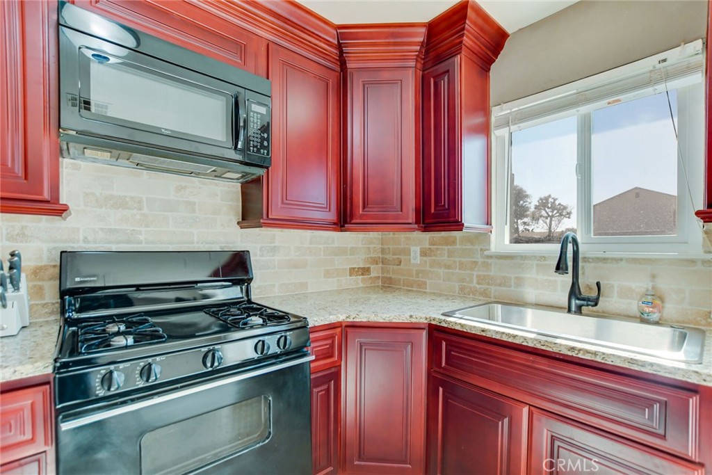 15345 Mauna Loa Street