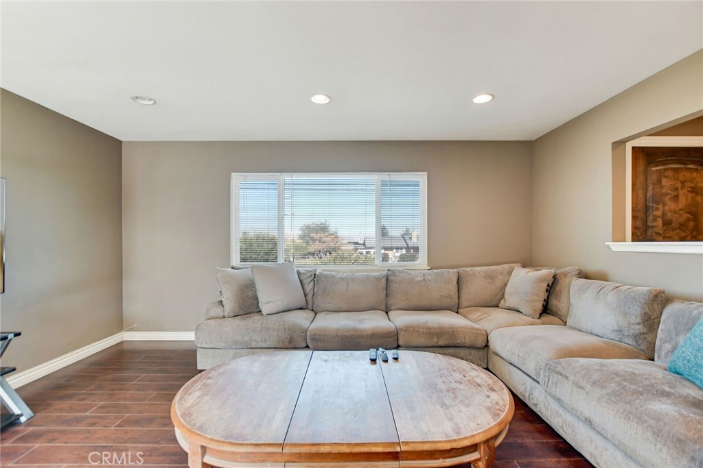 15345 Mauna Loa Street