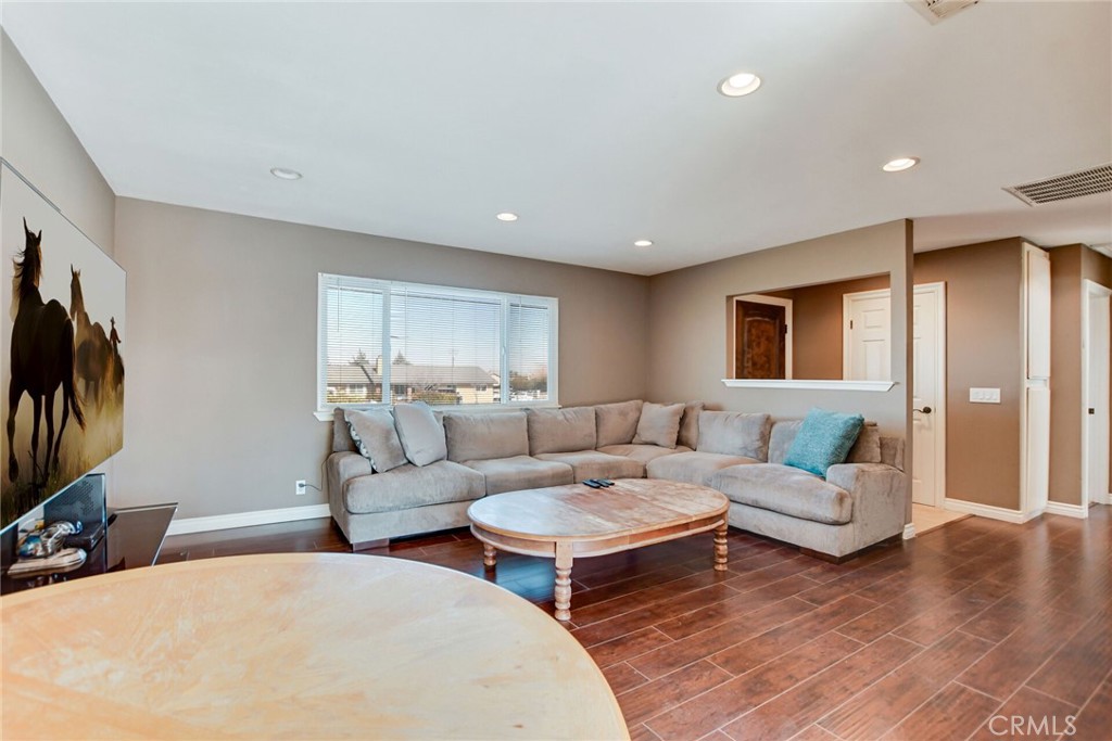 15345 Mauna Loa Street