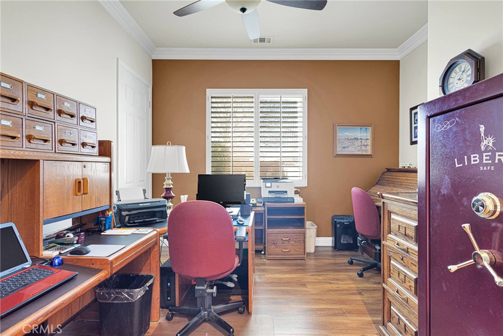 19431 Westfalia Street