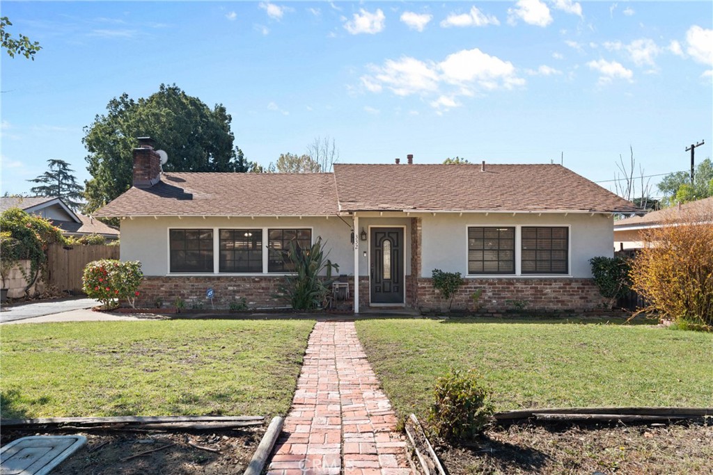 332 E Alvarado Street