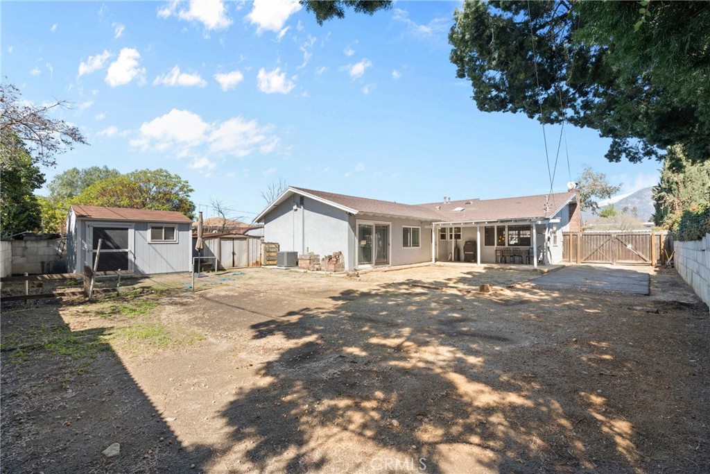 332 E Alvarado Street