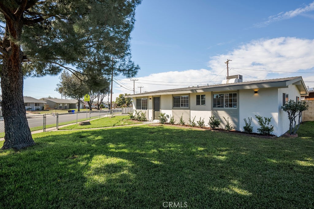 800 N Vista Avenue