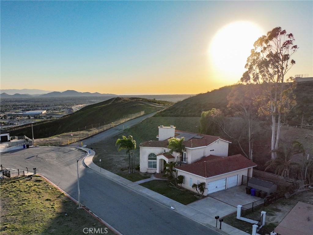 3524 Ridge Line Drive