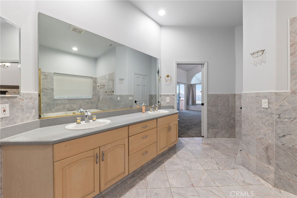 3524 Ridge Line Drive