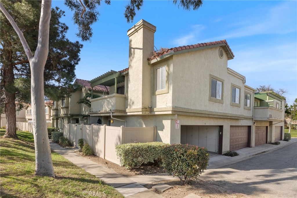 8439 Sunset Trail Place
