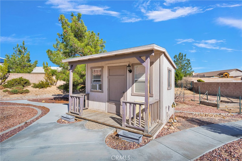 17785 Branding Iron Road