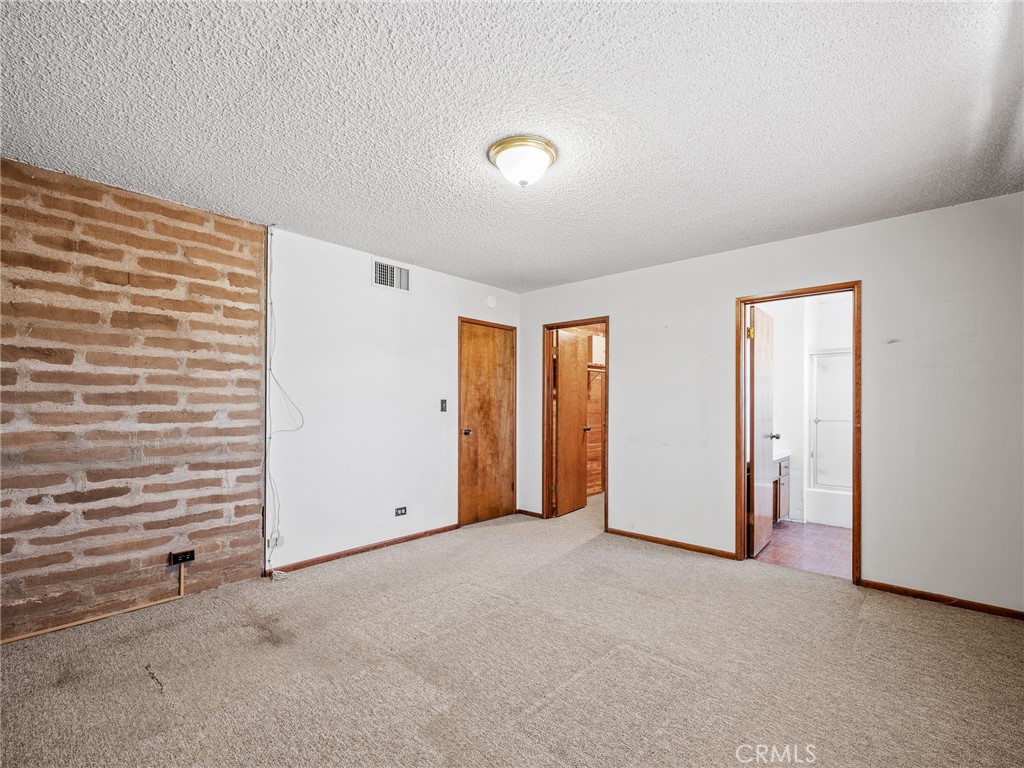 14924 Chamber Lane