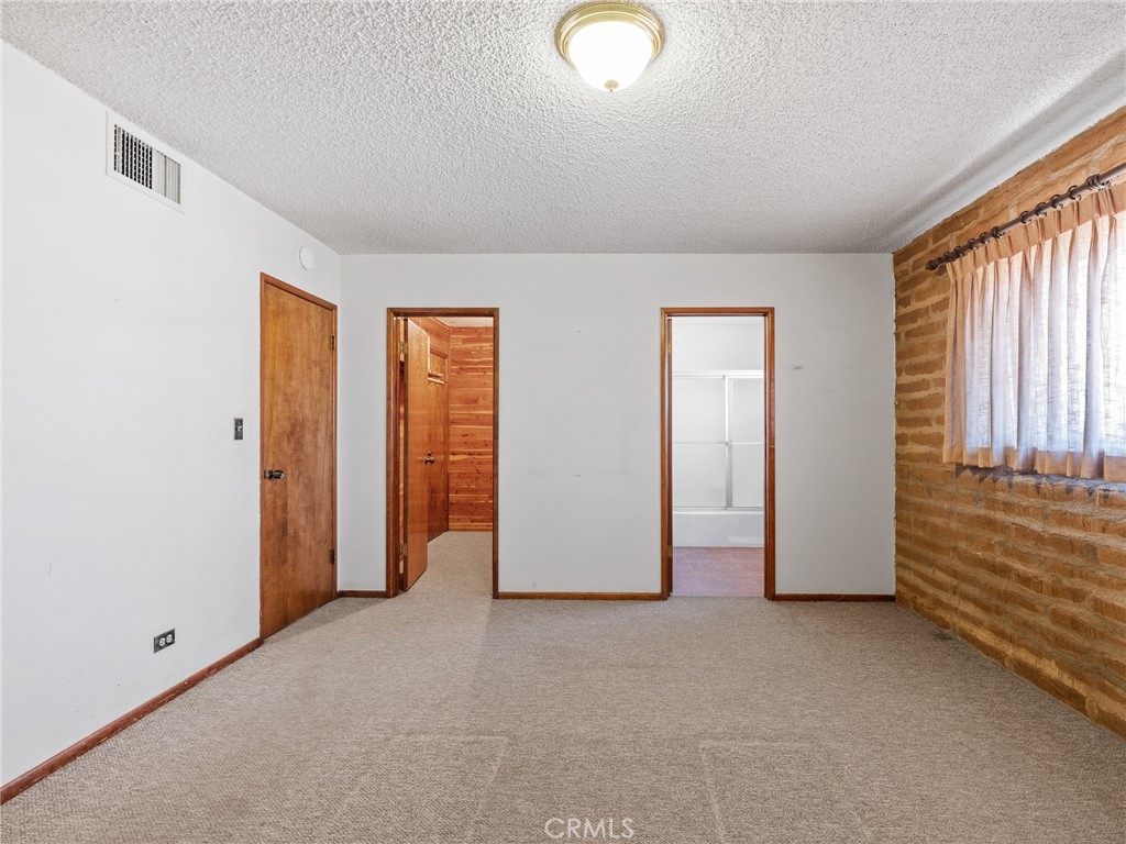 14924 Chamber Lane