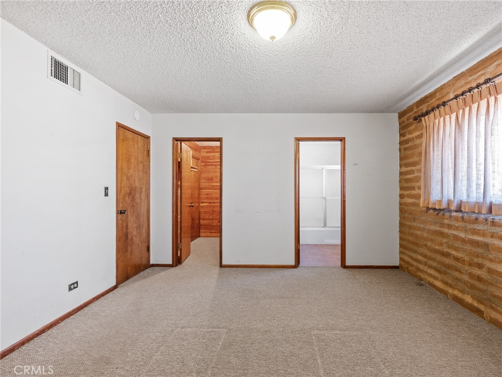 14924 Chamber Lane