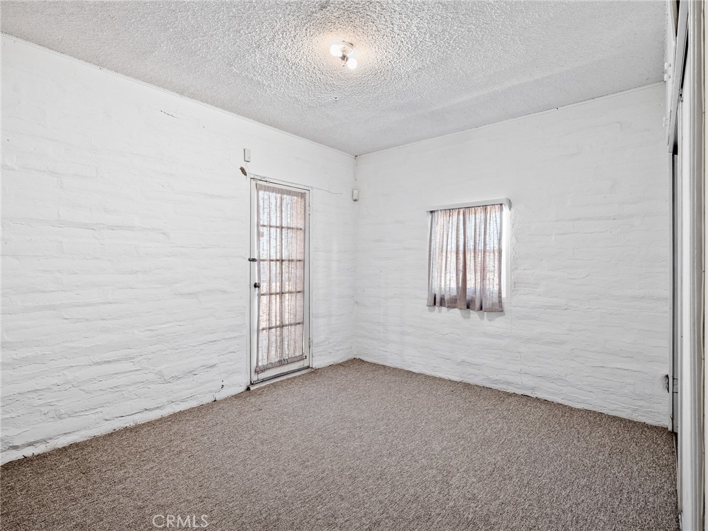 14924 Chamber Lane