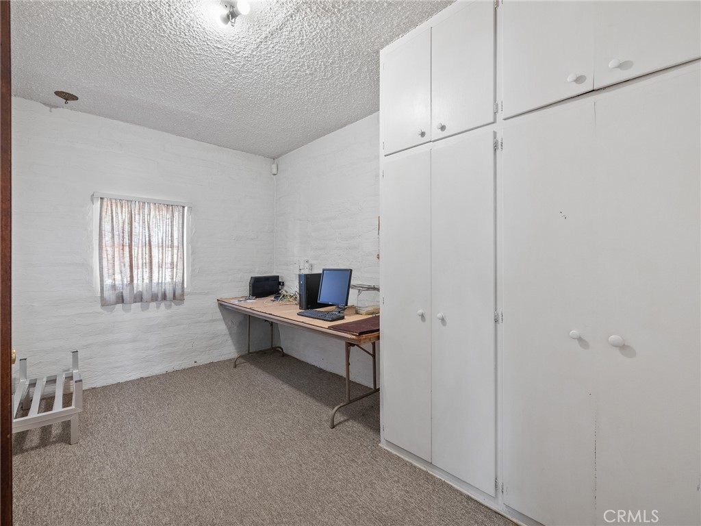14924 Chamber Lane