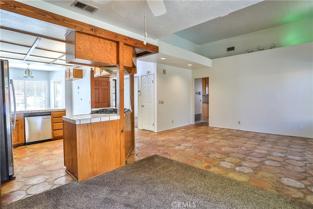 2003 Springcreek Circle