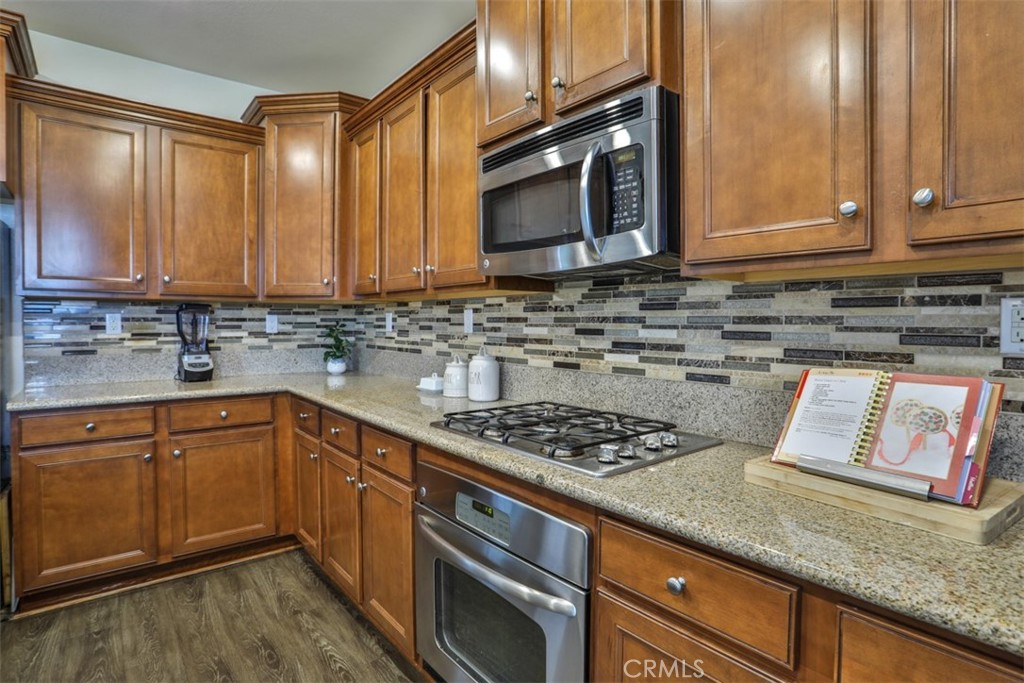 5461 N Pinnacle Lane