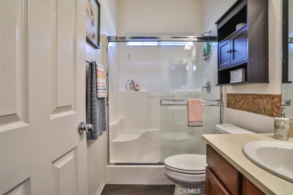 5461 N Pinnacle Lane