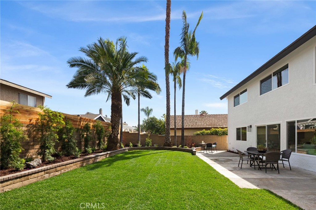 2221 Apple Tree Drive