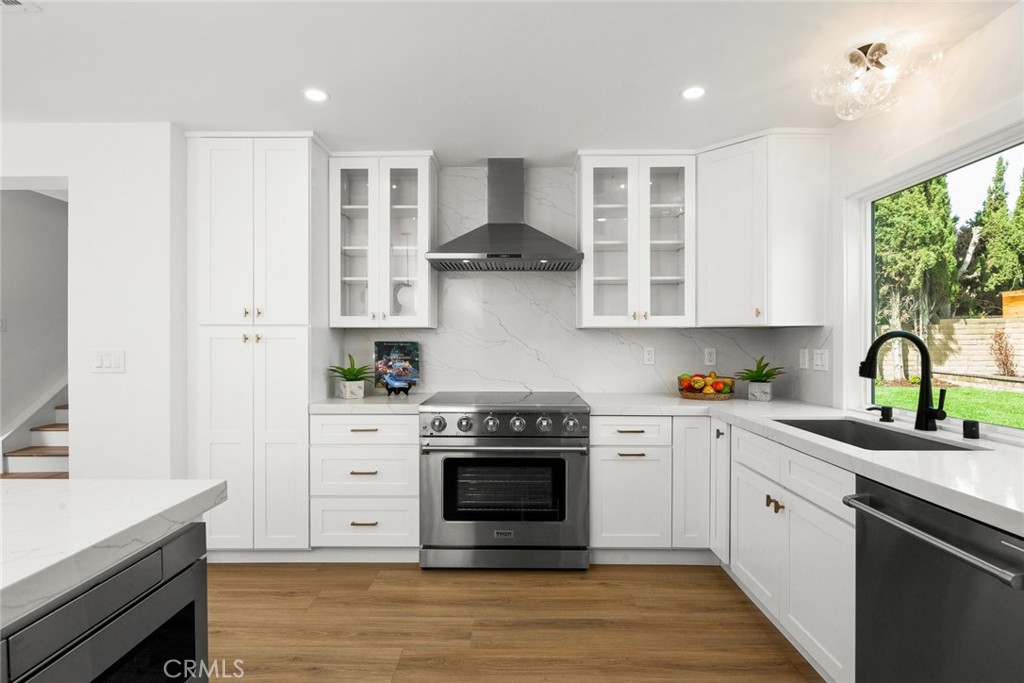 2221 Apple Tree Drive