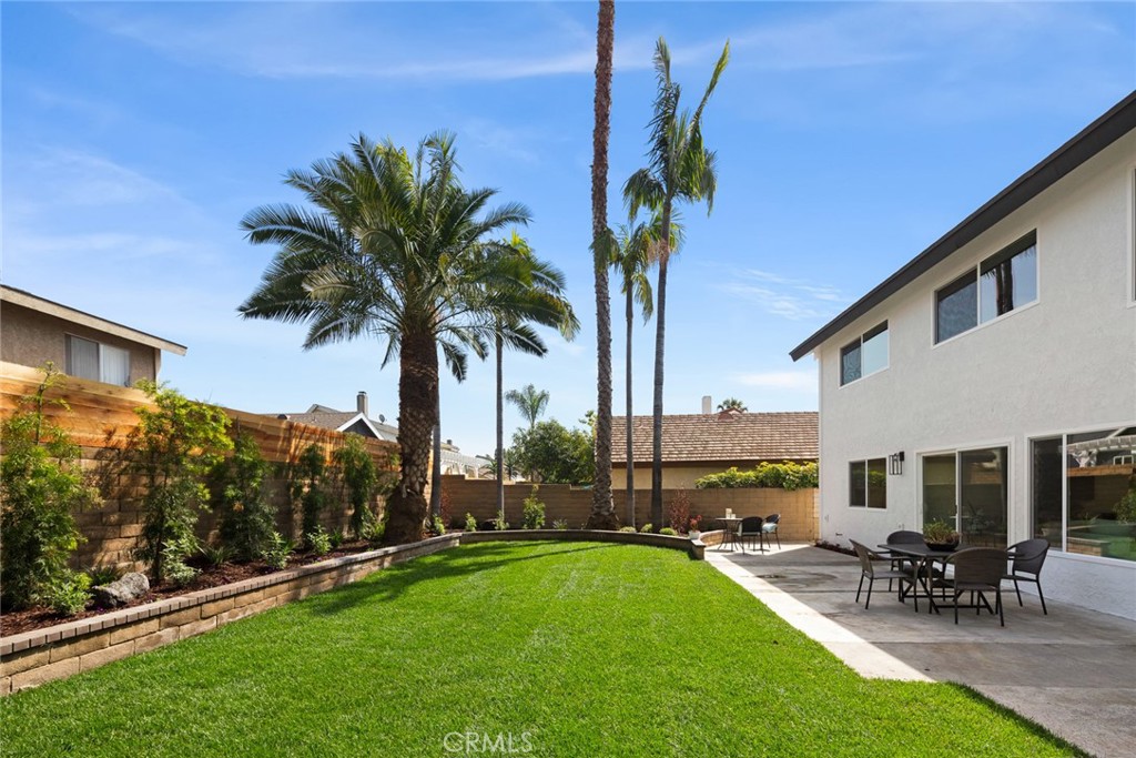 2221 Apple Tree Drive