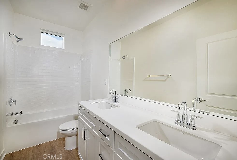 4061 E Luna Paseo 32