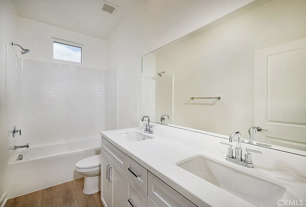 4061 E Luna Paseo 32
