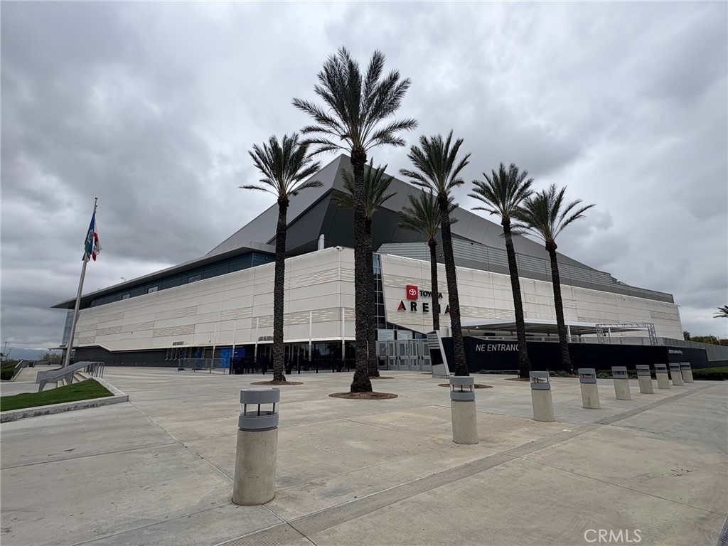 4061 E Luna Paseo 32