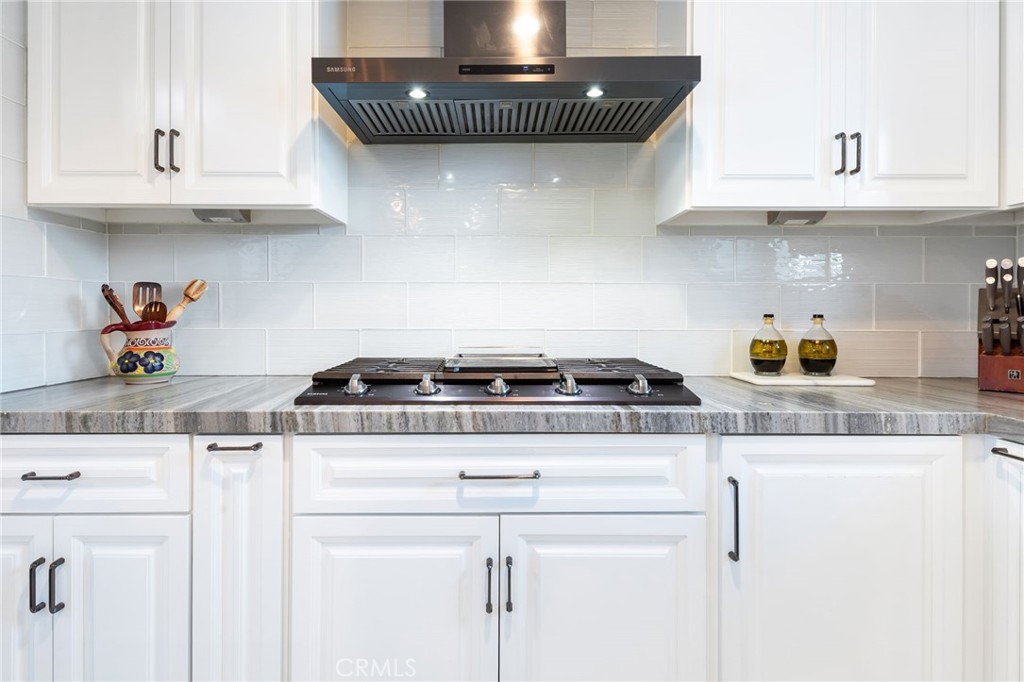 1801 W Mossberg Avenue