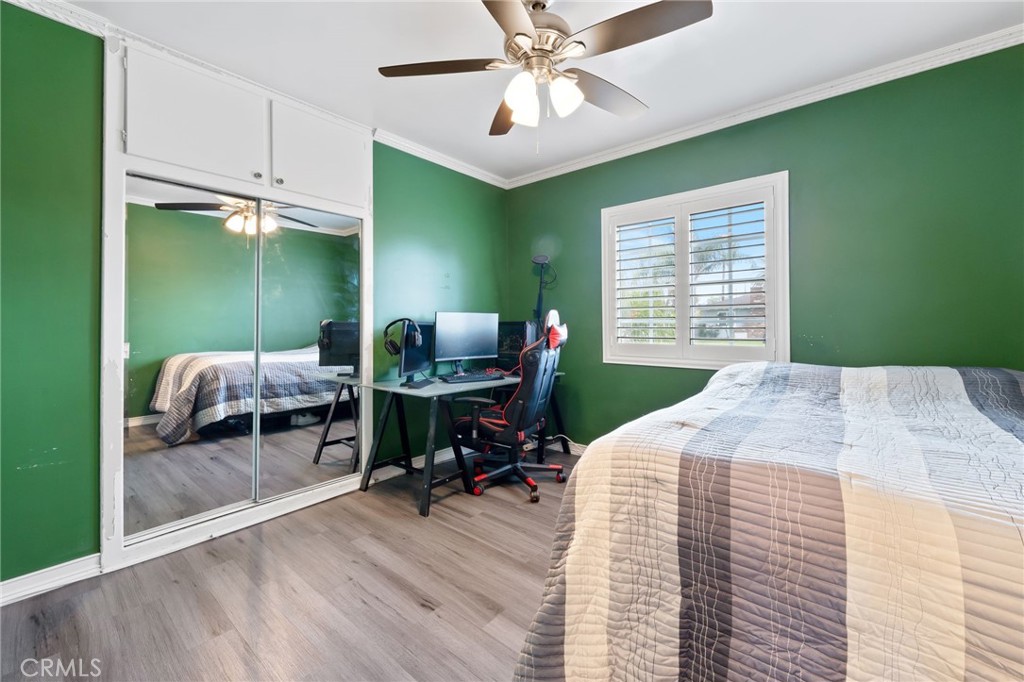 1801 W Mossberg Avenue