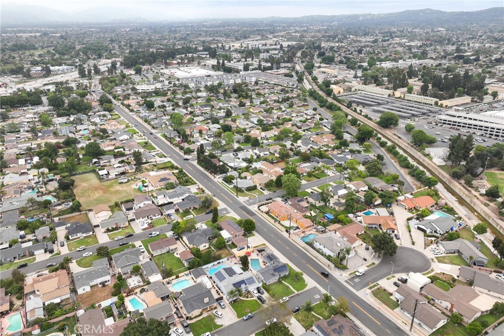 1801 W Mossberg Avenue