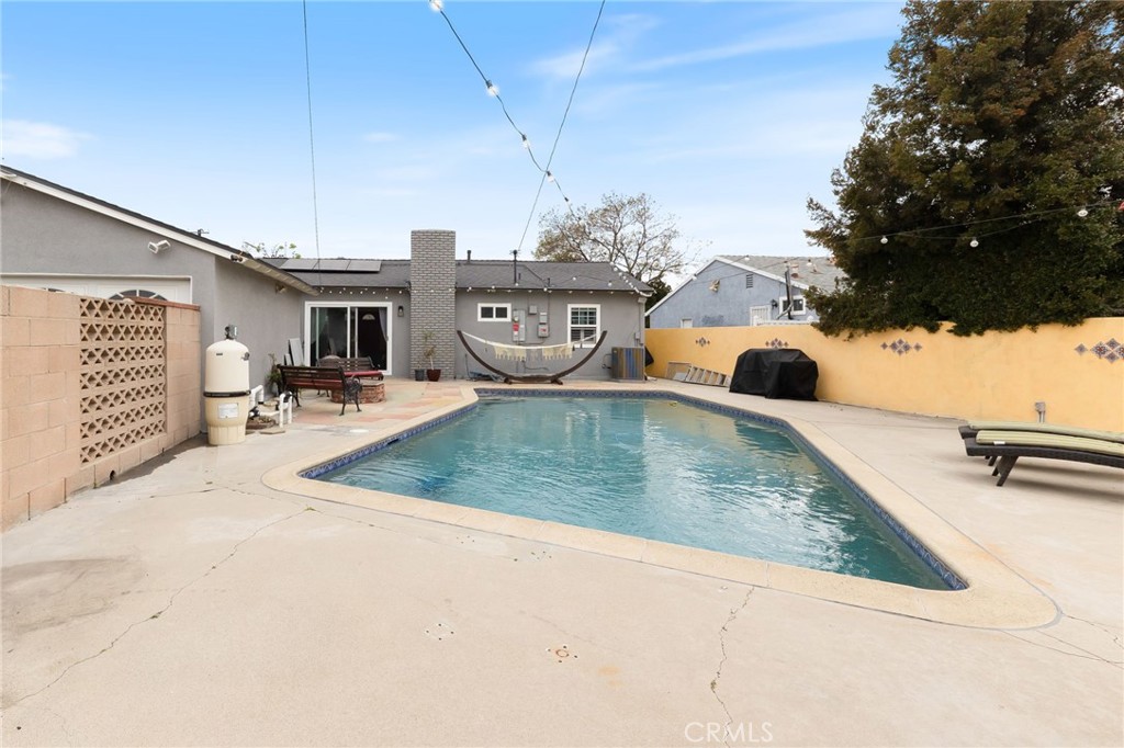 1801 W Mossberg Avenue