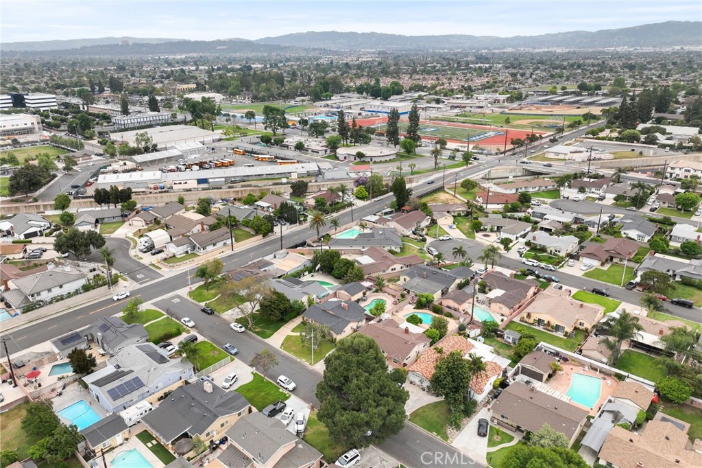 1801 W Mossberg Avenue