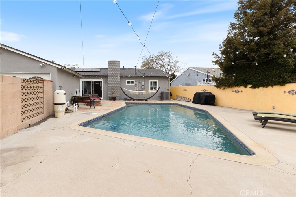 1801 W Mossberg Avenue