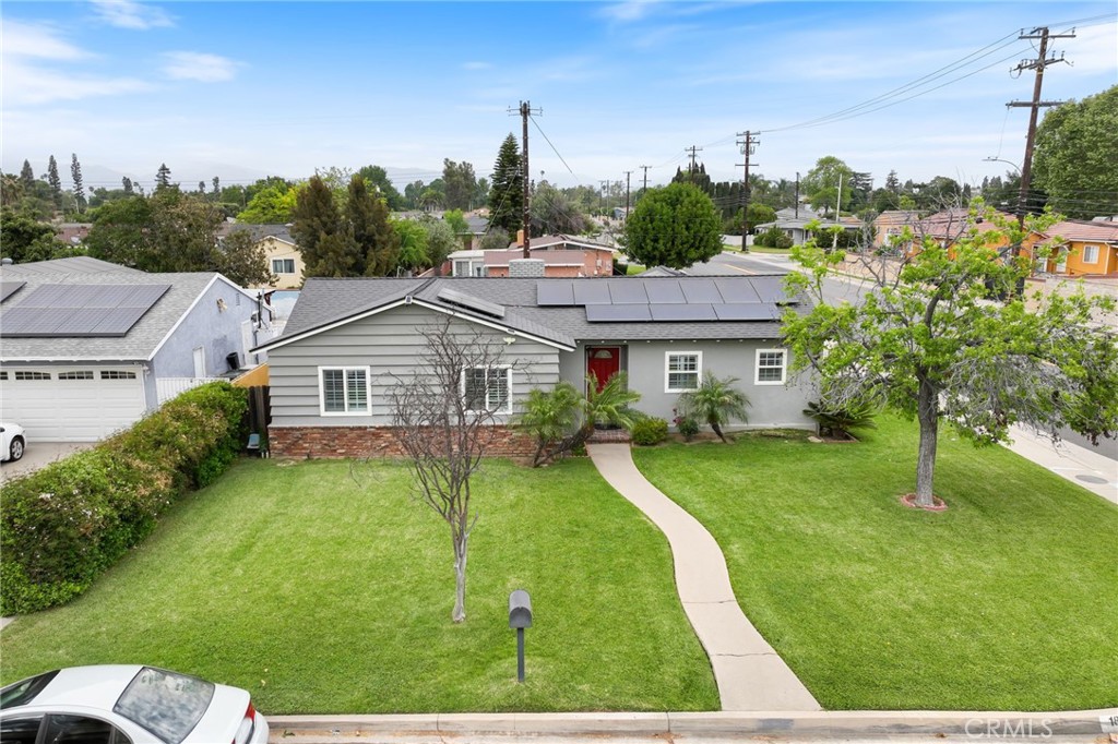 1801 W Mossberg Avenue