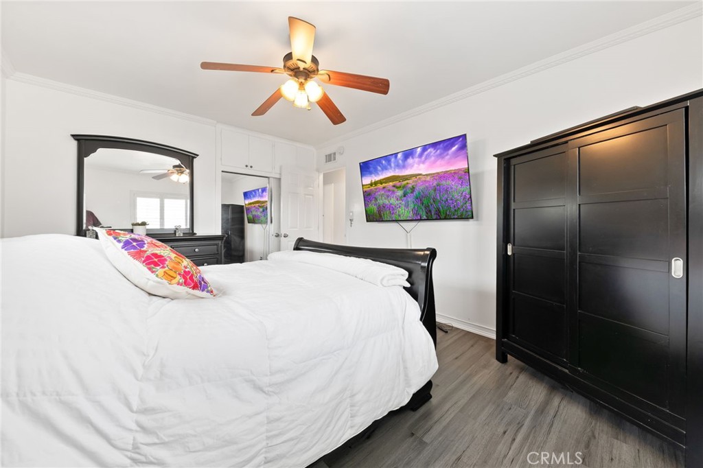 1801 W Mossberg Avenue