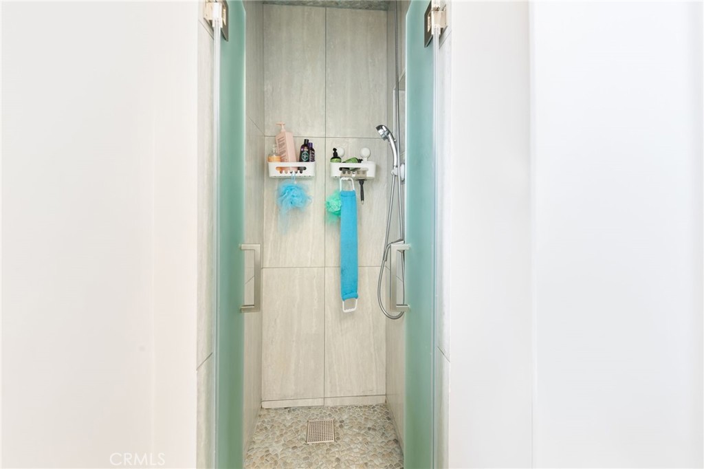 1801 W Mossberg Avenue