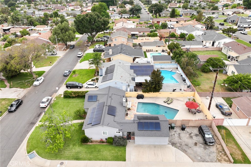 1801 W Mossberg Avenue