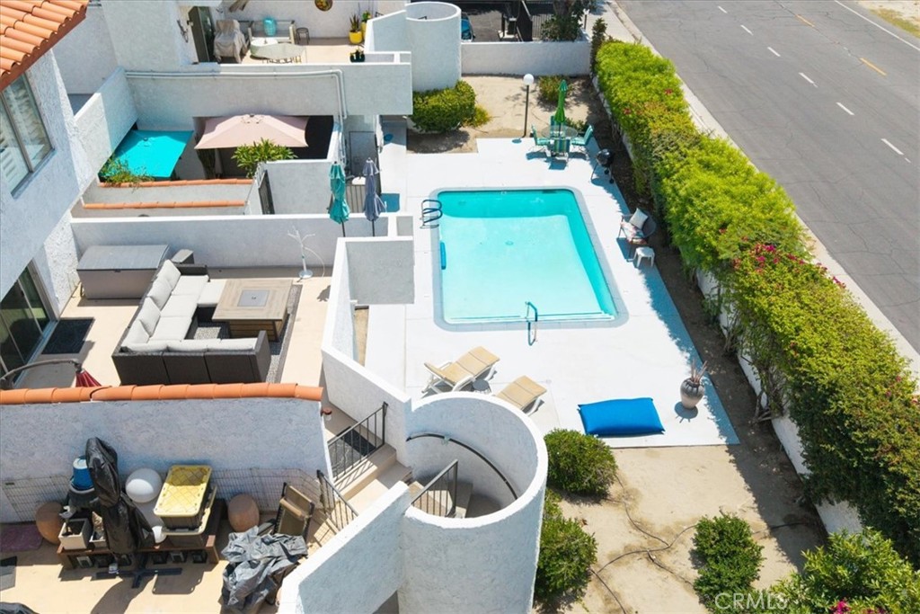 280 S Avenida Caballeros 266