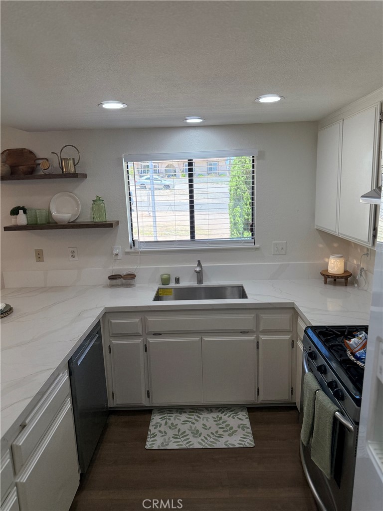 17949 Catalpa Street